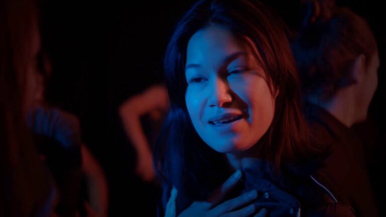 District 13 – All alone (official Video)