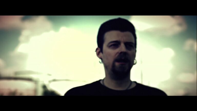Defiant Machines – Paradise
