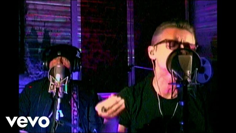 Depeche Mode – Ghosts Again (Vinegar Hill Sessions)