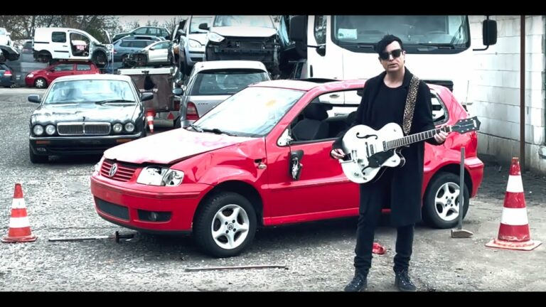 Janosch Moldau – This Is My Show