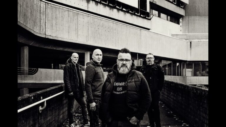 Absurd Minds – Karma (Official Music Video)