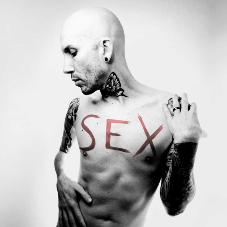 Aesthetic Perfection – S E X